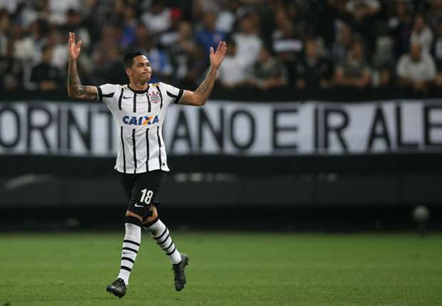 EXCLUSIVO: Depois de seis meses, Luciano volta a jogar pelo Corinthians