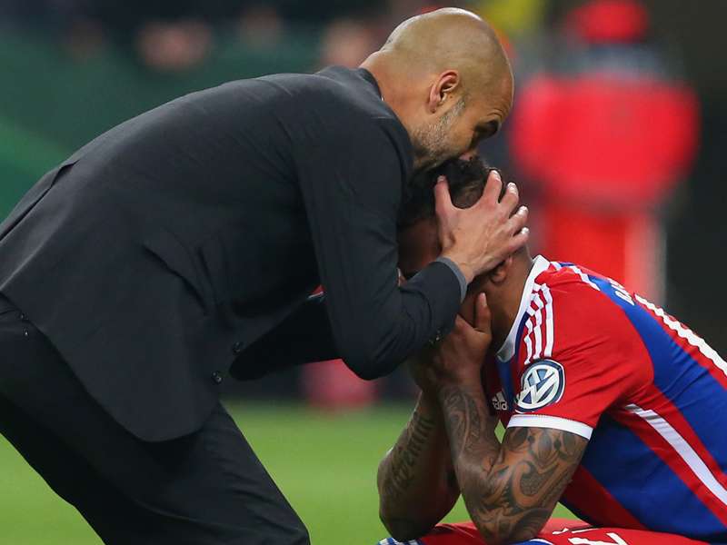 Pep Guardiola Jerome Boateng Bayern Dortmund DFB Pokal 28042015