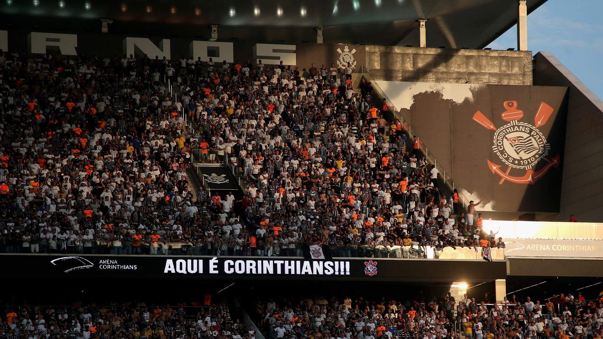 Arena Corinthians é um sucesso, e clube tem maior média de público do Brasil Arena Corinthians é um sucesso, e clube tem maior média de público do Brasil