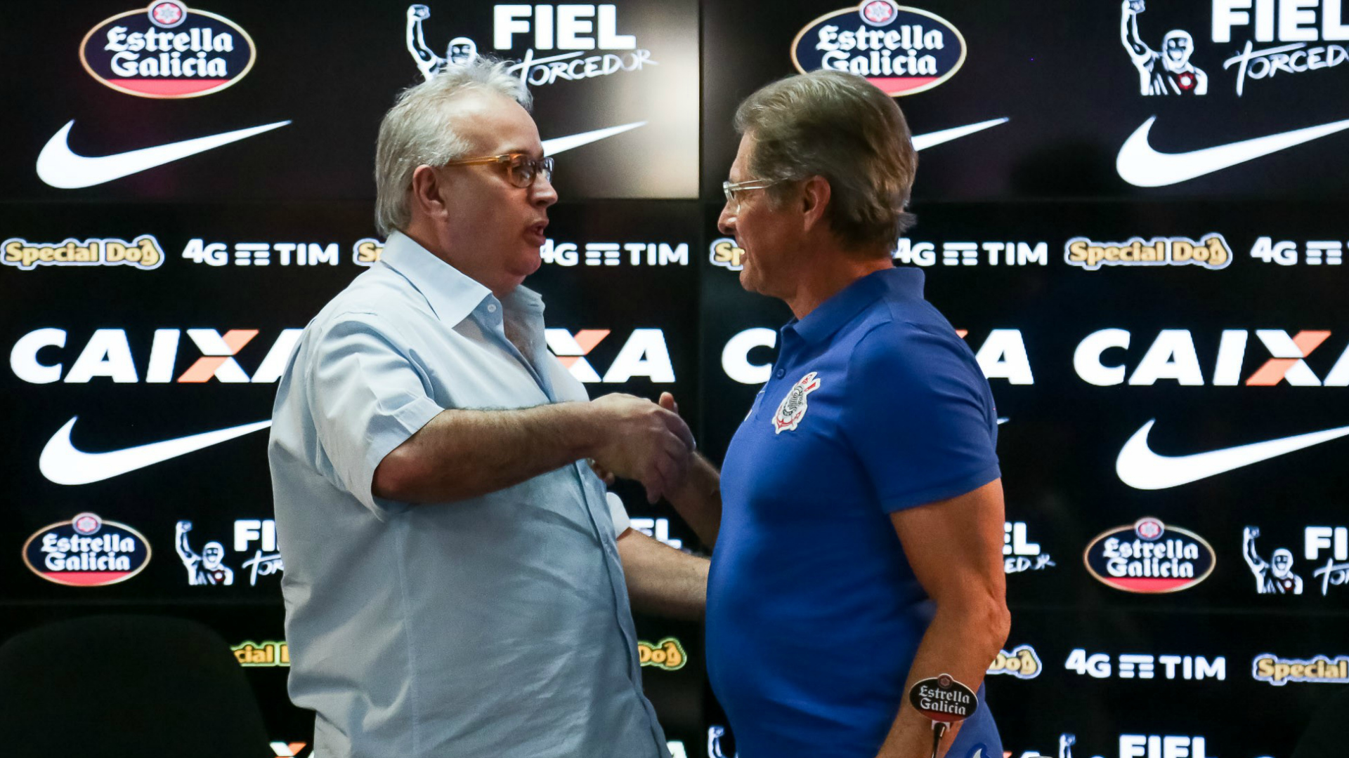 [Tudo Timão] Sem fazer loucuras, Corinthians traça perfil de reforços para 2017. Confira