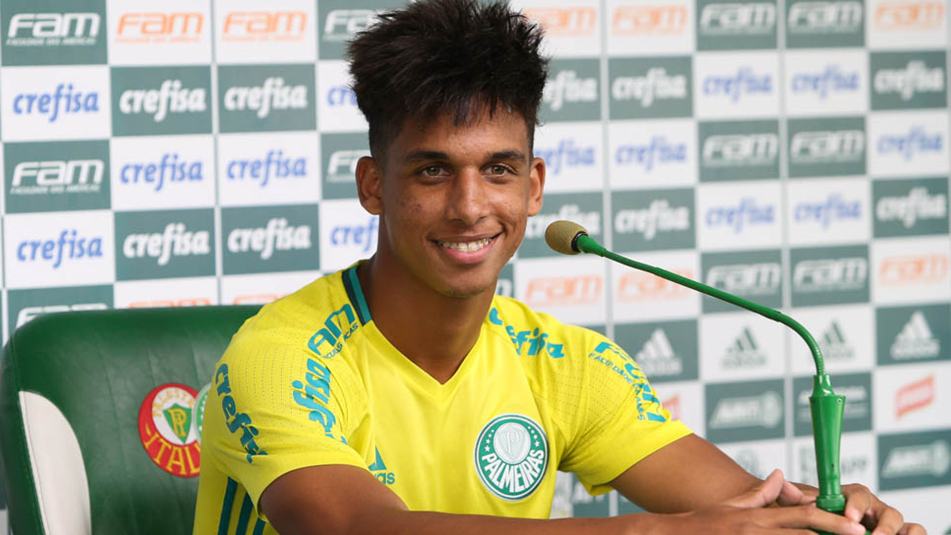 Vitinho vai bem e faz Palmeiras pensar em deixar campeões fora do Estadual