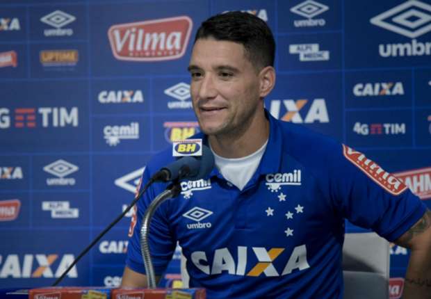 Fifa libera documentação e Thiago Neves pode ser inscrito pelo Cruzeiro