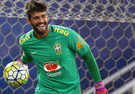 Alisson é titular absoluto na Seleção!