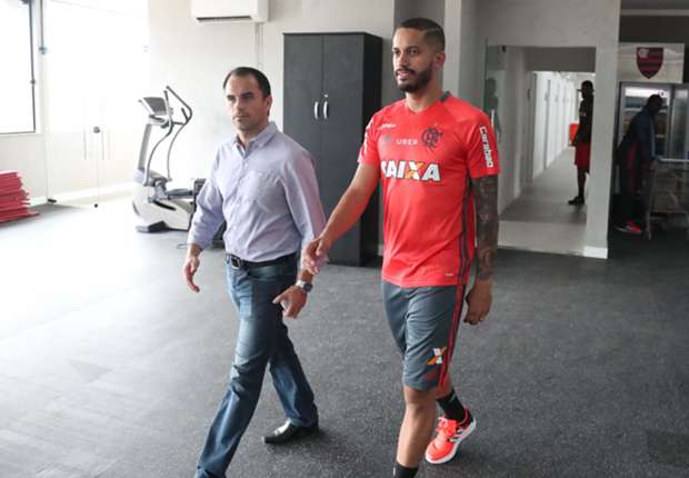 Análise: Fla fecha ciclo de contratações com Renê; diretoria atuou bem no mercado