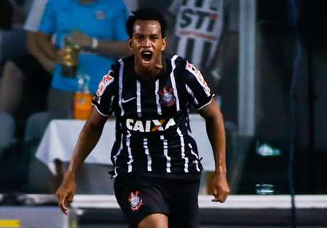 Convocado, Gil agradece ao Corinthians