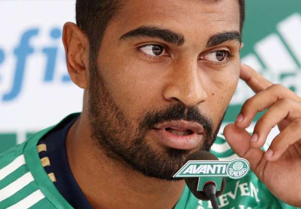 Thiago Santos admite incômodo no Palmeiras: “G4 é muito pouco”