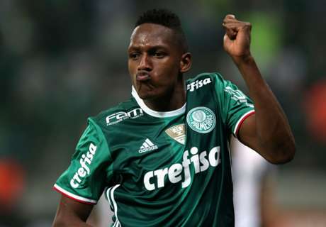 Mina, elegido como el mejor central