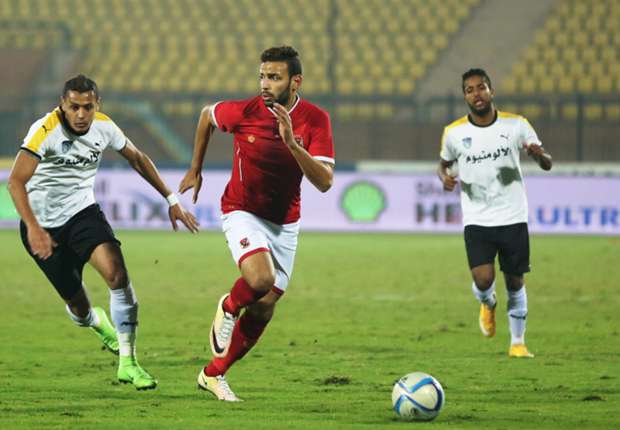 ميدو جابر ينتظر عودة البدري لحسم مصيره مع الأهلي
