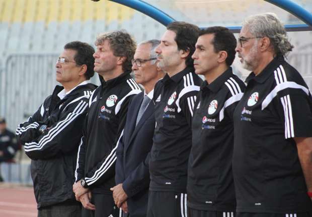 أسامة نبيه يوضح مستقبل حراسة مرمى المنتخب بالبطولة ألأفريقية