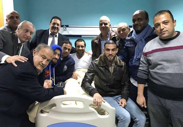 مهاجم الأهلي يزور أحمد مرتضى منصور