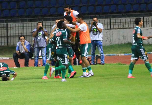 المصري يصرف مكافآت الفوز على الأهلي والتعادل مع الزمالك