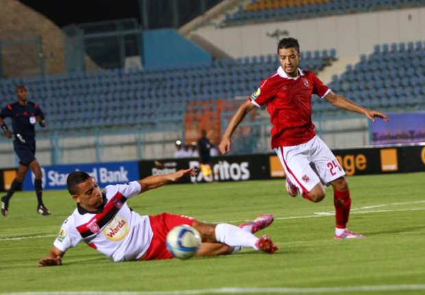 ظهير الأهلي يغيب شهرين عن الملاعب