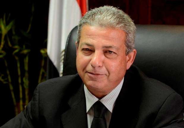 خاص .. وزير الرياضة يهنئ الزمالك