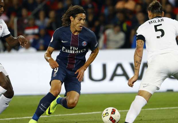 Cavani is not good enough to replace Man Utd superstar Ibrahimovic