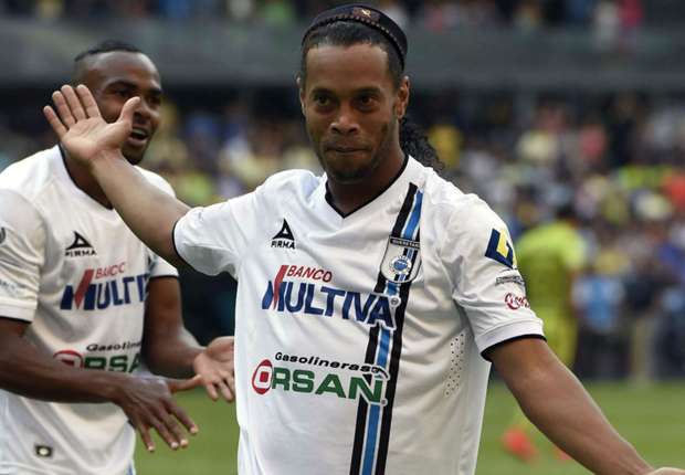 Ronaldinho rescinds Queretaro contract