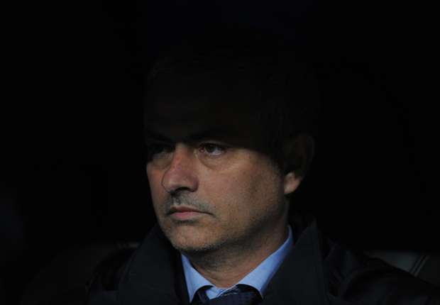 POLLING: Jose Mourinho, Dipecat Atau Dipertahankan?
