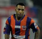 jermaine-pennant-of-fc-pune-city-in-action-during-isl-match_38gqfd1zv07h14lttslxzrp8d.jpg