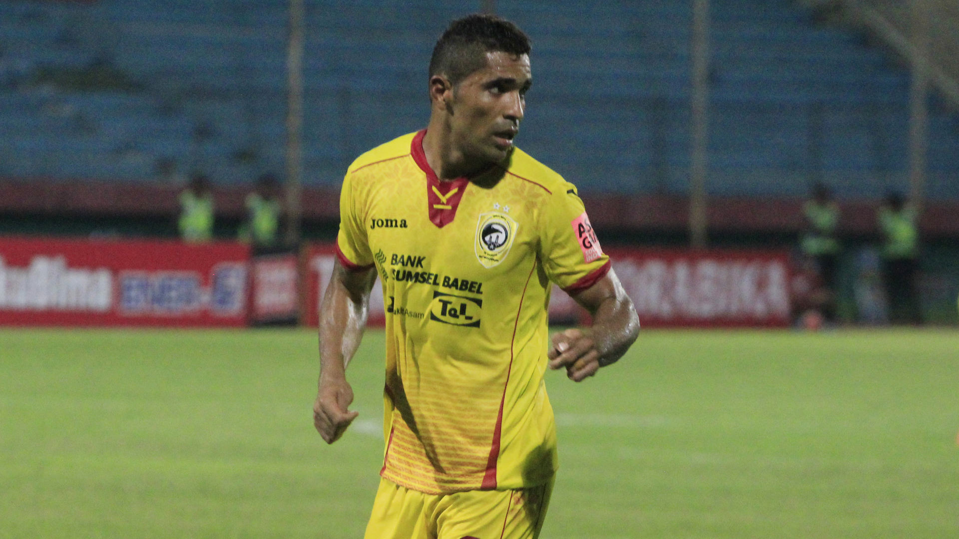 pemain terbaik indonesia soccer championship a 2016 hamka hamzah goal com