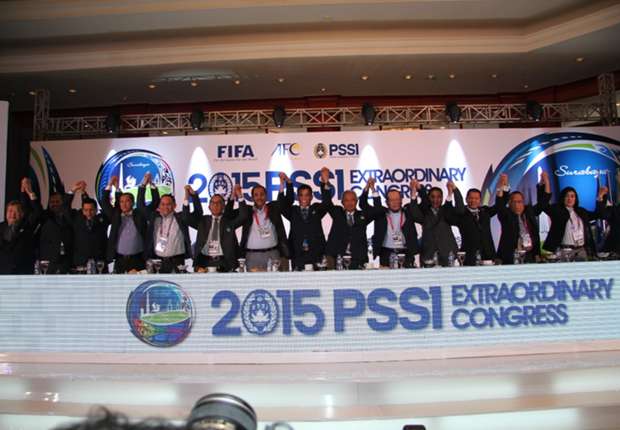 PSSI belum melaporkan soal pembekuan organisasi oleh Kemenpora kepada FIFA.