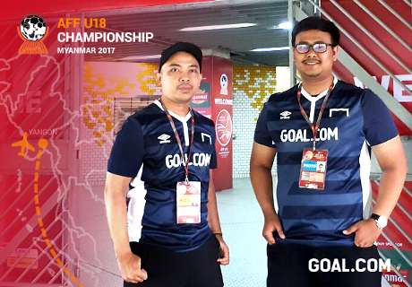 Di Balik Sarung, Bedak & Megahnya Pagoda Negeri Tanah Emas