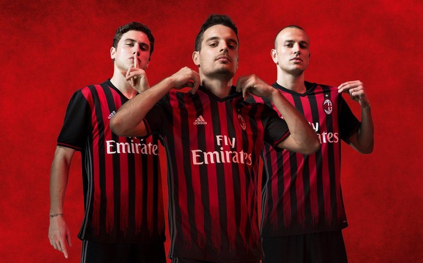 AC Milan Home Kit 2016/17