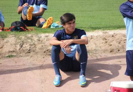 Paulo Sitanggang Tunggu Kabar Warriors FC