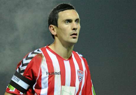 Tributes paid to Mark Farren