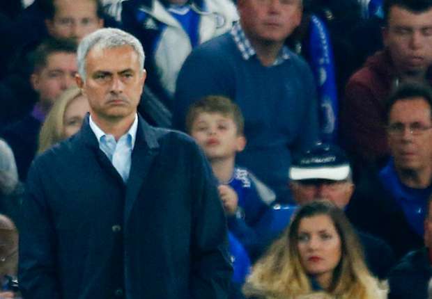 Asmir Begovic Yakin Jose Mourinho Pulihkan Chelsea