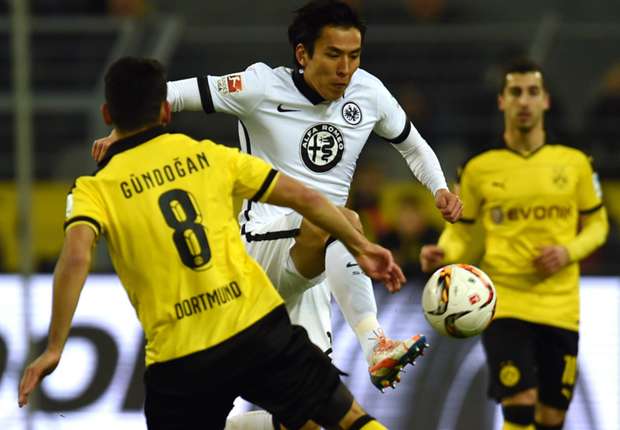 Dortmund ingin terus jaga asa juara di markas Frankfurt.