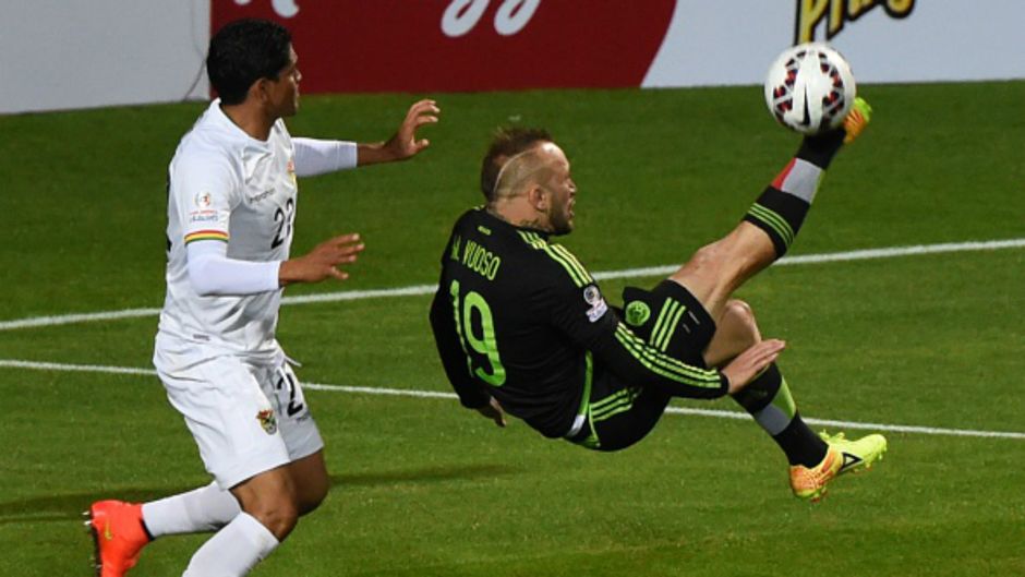 http://images.performgroup.com/di/library/Goal_Mexico/33/7/copa-america-p1-mexico-vs-bolivia-2_4tl0h87f9vch10d7dy1c0d9ic.jpg?t=-364141675&quality=80&w=940&h=