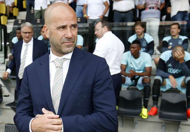 مدرب أياكس يقترب من خلافة توخيل