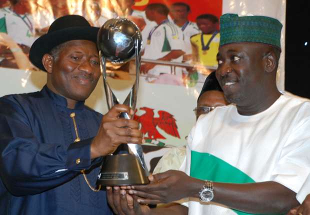 Bolaji Abdullahi with Goodluck Jonathan