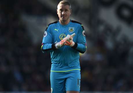 Cedera Punggung, Mantan Kiper Timnas Inggris Pensiun