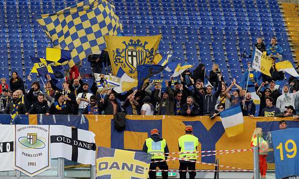 Royal1688 เล่นผ่านเว็บ