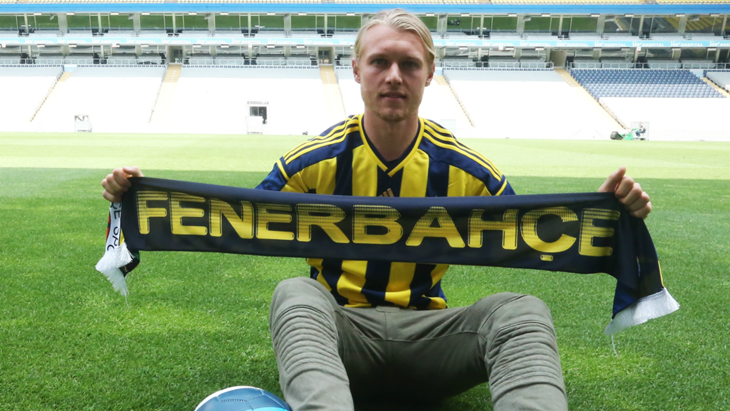 http://images.performgroup.com/di/library/Goal_Turkey/19/14/simon-kjaer-fenerbahce_8bl1c0hb5iib1c6tenreto0ax.png?t=22272454&w=940