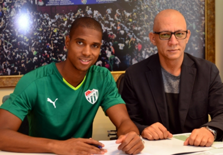 OFF - Ricardo Faty à Bursaspor