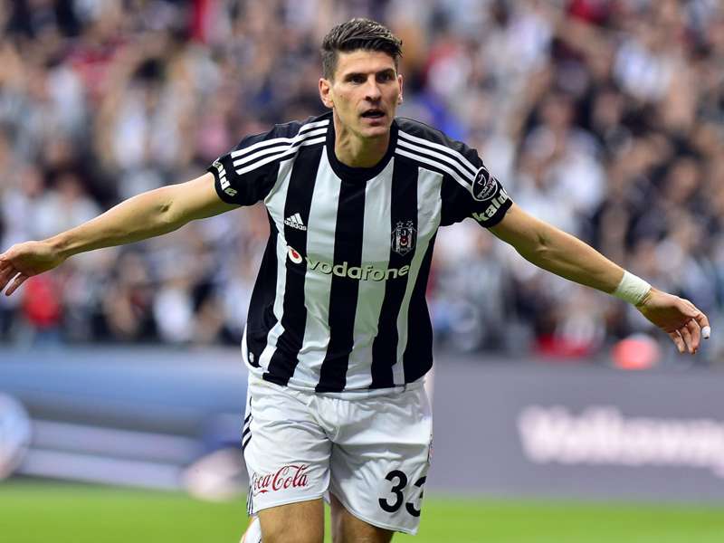 Ahmet Bulut: Mario Gomez'i getiren, Demba Ba'yı satan benim