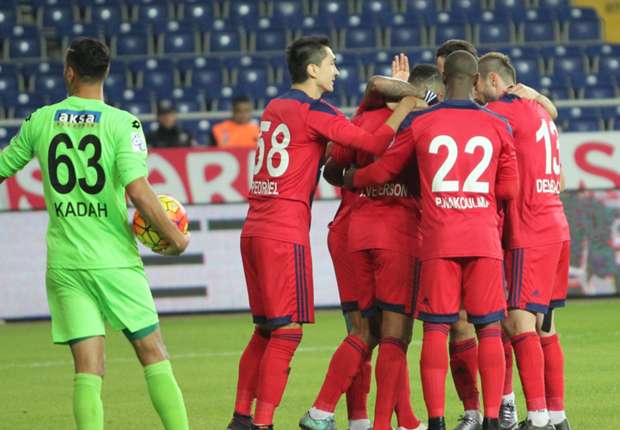 Mersin İY, Ç.Rizespor'u farklı geçti: 3-0