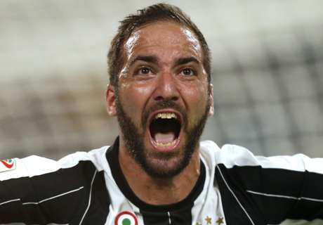 Higuain winner haunts Napoli in Turin