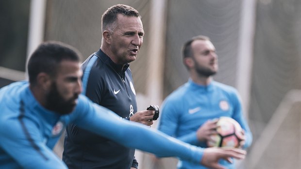 Warren Joyce header