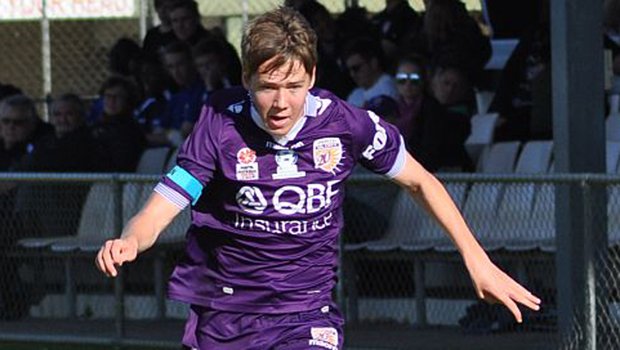 Daniel Stynes v Bayswater - cropped