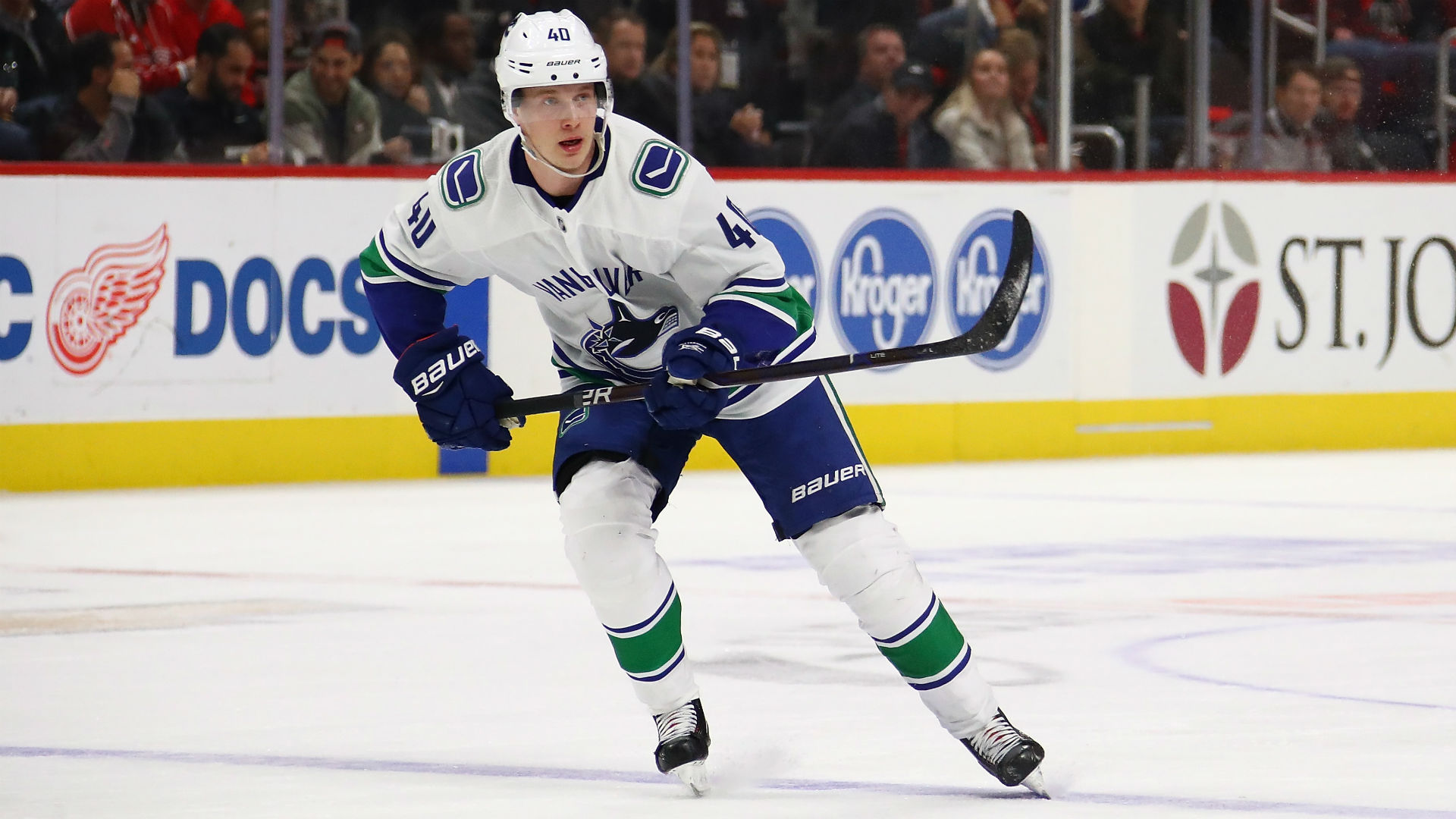 Canucks' Elias Pettersson's dynamic rookie season continues with