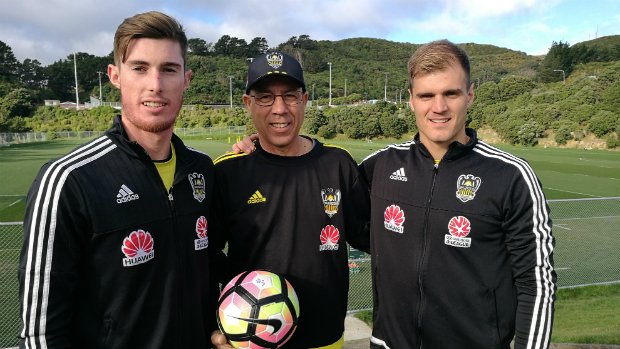Goalkeeping coach Fernando vaz Alves with Oliver Sail (left) and Lewis Italiano (right).