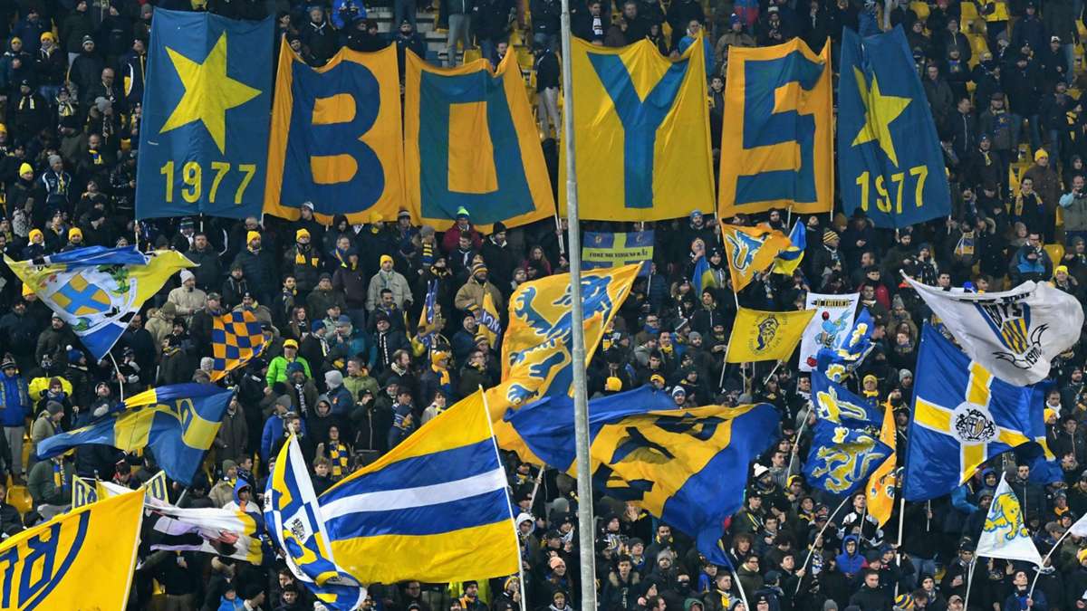 ‘Tardini’ con 1000 tifosi, gli ultras del Parma assenti: “La Curva non è un teatro”