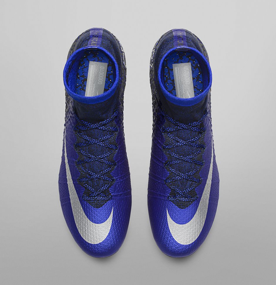 Ronaldo NIKE MERCURIAL