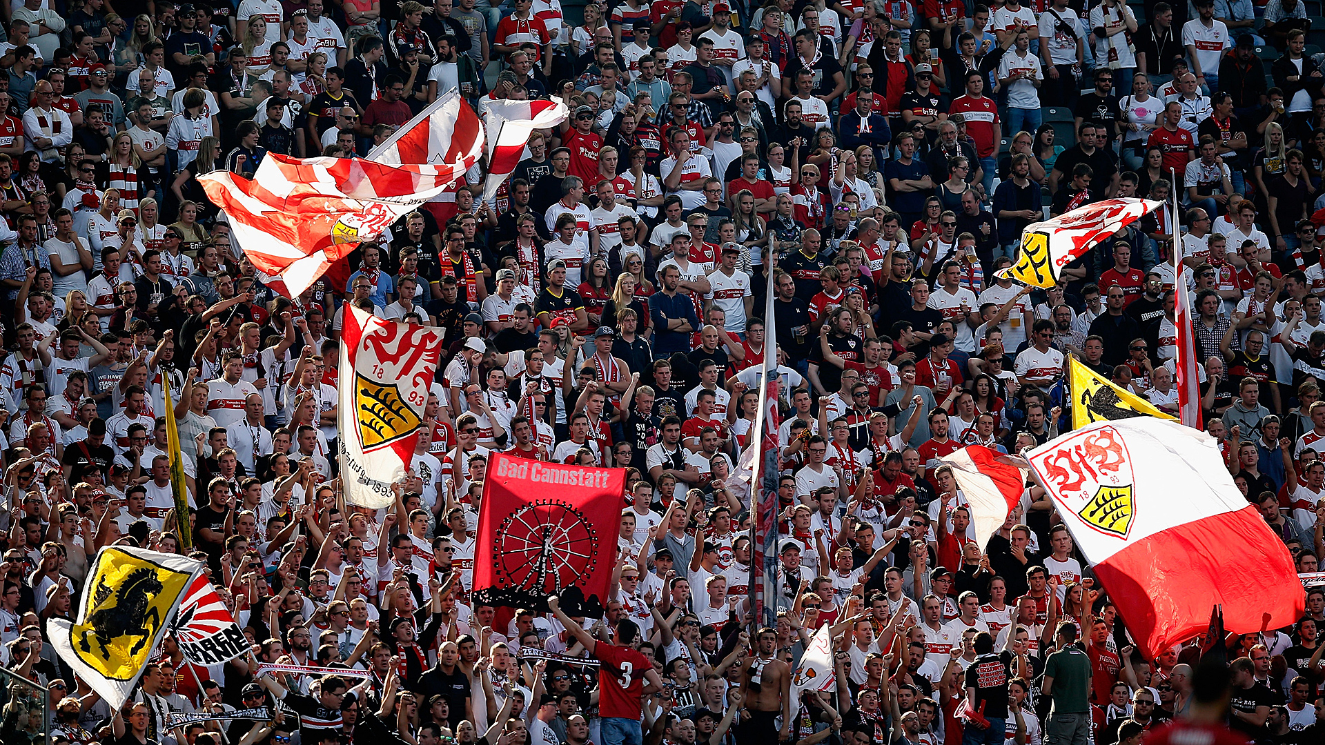 VfB-Fans Protestieren Gegen Montagsspiel In Bremen - Goal.com