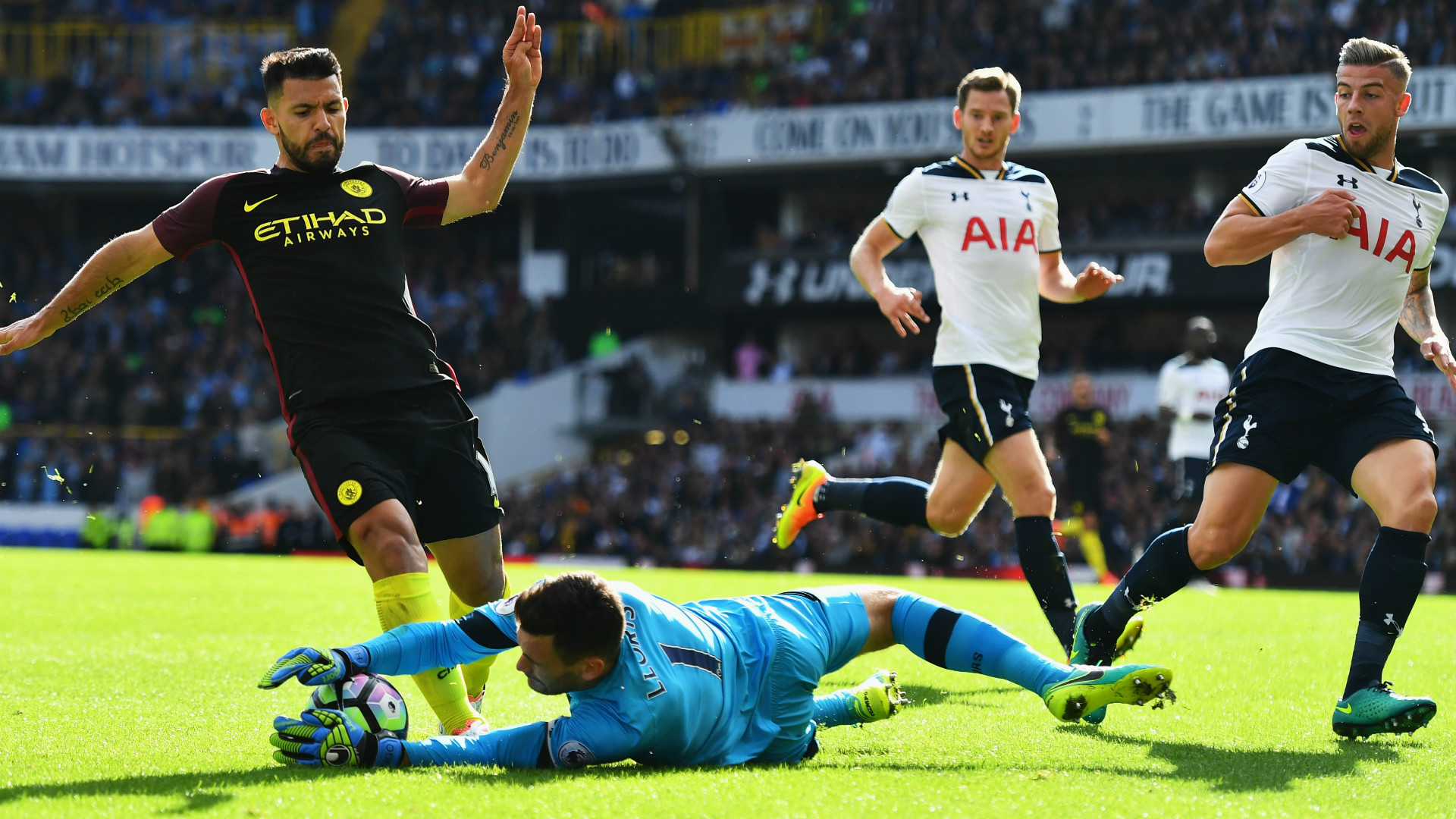 images.performgroup.com/di/library/goal_de/33/58/sergio-aguero-manchester-city-premier-league-02102016_kh0e2nce9mtl1i0yrqdbx4ikp