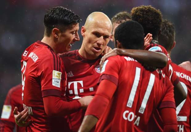 Robert Lewandowski (l.) erzielte gegen Hoffenheim beide Tore für den FC Bayern