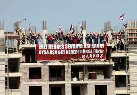 Türkei-Fans umgehen Stadionsperre