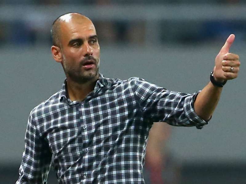 "Somente Messi não precisa fazer o que eu digo", afirma Guardiola